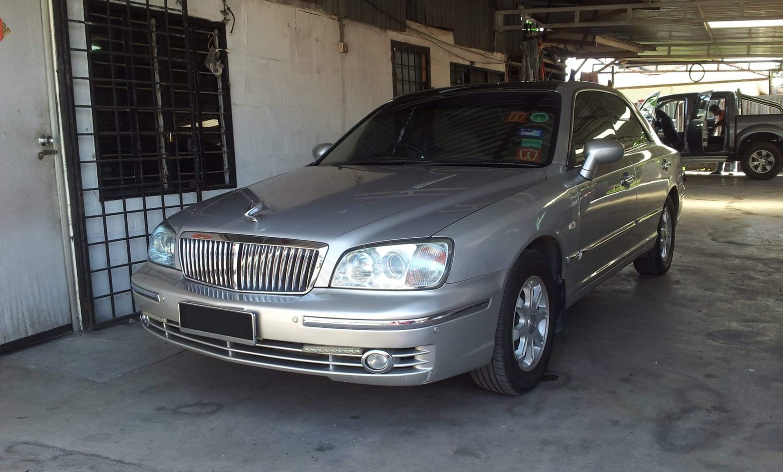 2003 HYUNDAI GRANDEUR XG SERVICE AND REPAIR MANUAL
