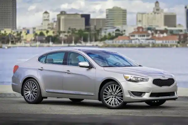 2013 KIA CADENZA SERVICE AND REPAIR MANUAL