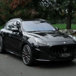 2023-maserati-grecale-trofeo-service