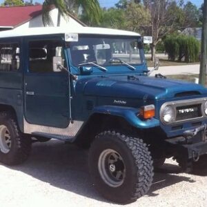 1975 Toyota Land Cruiser FJ-40 Service And Repair Manual