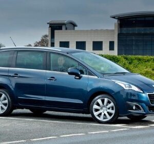 2015 Peugeot 5008 Service And Repair Manual