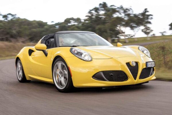 2016 Alfa Romeo 4C Spider Service and Repair Manual