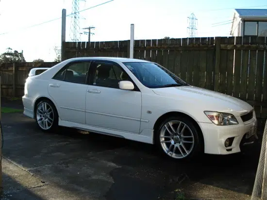 2000 Toyota Altezza Service And Repair Manual