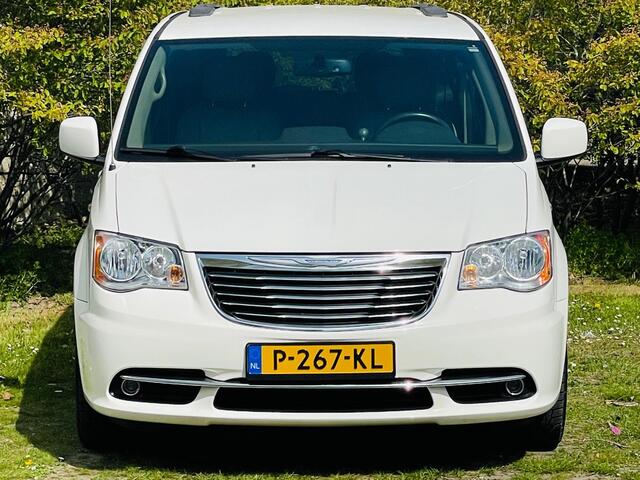 2013 Chrysler Voyager Service and Repair Manual