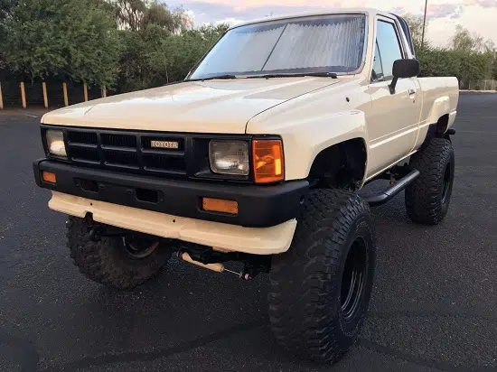 1985 Toyota Hilux Service And Repair Manual
