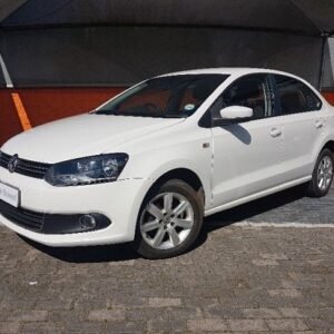 2011 Volkswagen Polo Sedan Service and Repair Manual