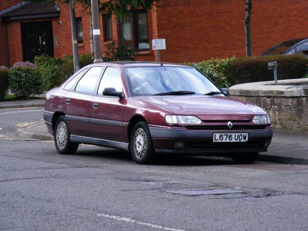 1994 Renault Safrane Service and Repair Manual