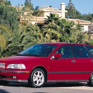 1998 Volvo V40 Service and Repair Manual
