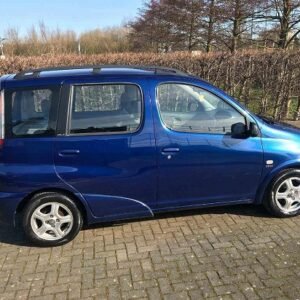 2002 Toyota Yaris Verso Service And Repair Manual